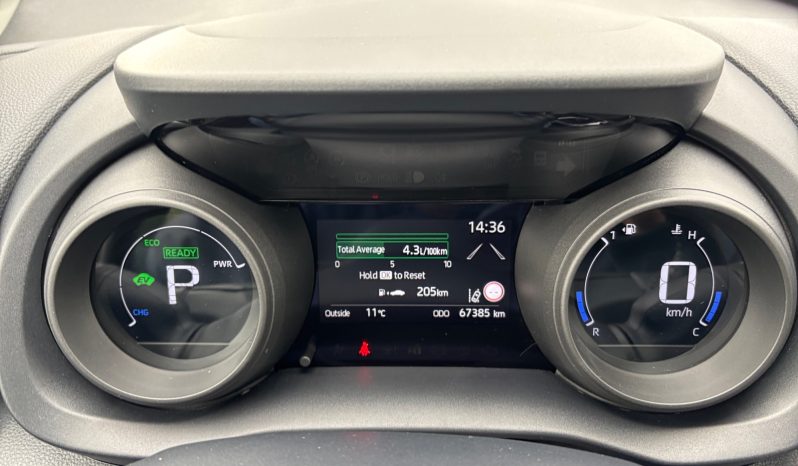 
								Toyota Yaris hybrid Active Plus 2021 full									