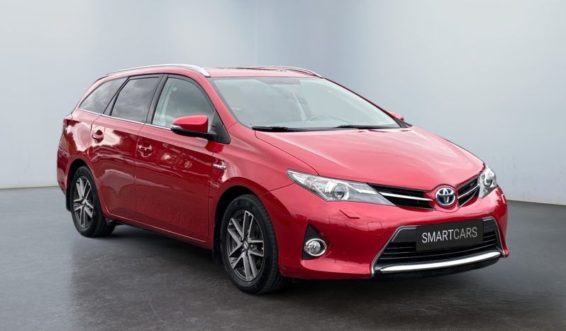 
								Toyota Auris 1.8 Hybrid full									