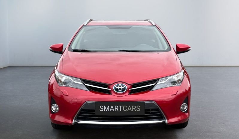 
								Toyota Auris 1.8 Hybrid full									