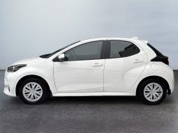 
										Toyota Yaris 1.5 6pk MT 2022.g full									