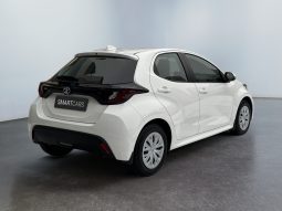 
										Toyota Yaris 1.5 6pk MT 2022.g full									