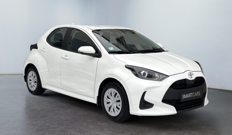 
								Toyota Yaris 1.5 6pk MT 2022.g full									