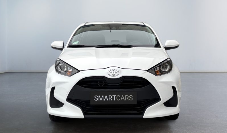 
								Toyota Yaris 1.5 6pk MT 2022.g full									