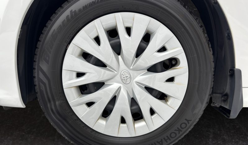 
								Toyota Yaris 1.5 6pk MT 2022.g full									