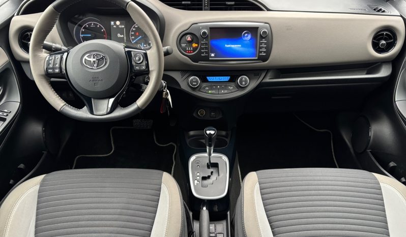 
								Toyota Yaris 1.5 AT Style 2018 full									