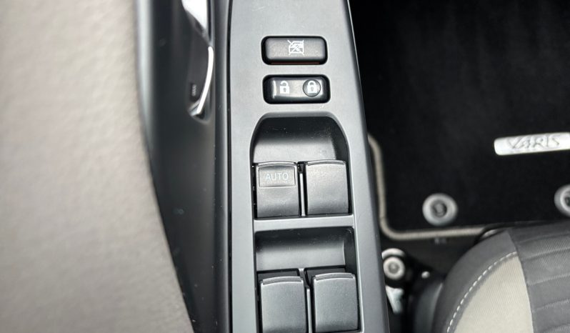 
								Toyota Yaris 1.5 AT Style 2018 full									