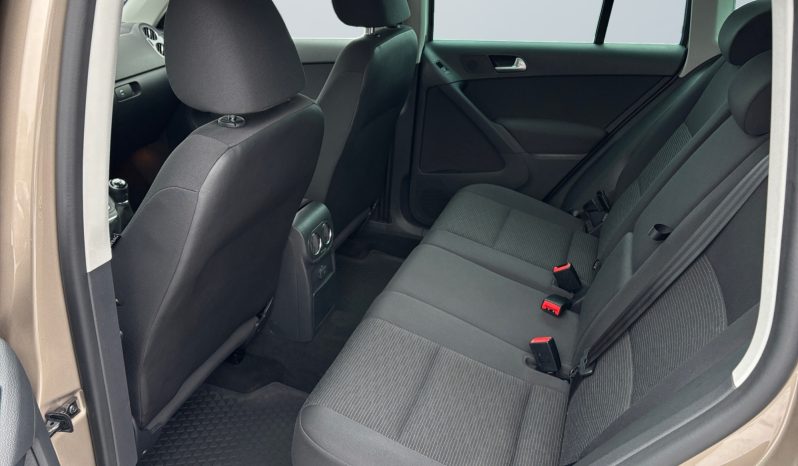 
								VW Tiguan 1.4 TSI 6pk MT 2016 full									