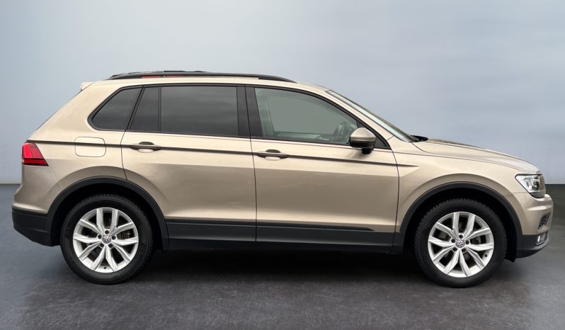 
								VW Tiguan 2.0 TDI 7pk DSG 2019 full									