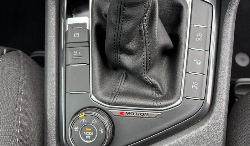 
								VW Tiguan 2.0 TSI Elegance DSG 4motion 2021.12 full									