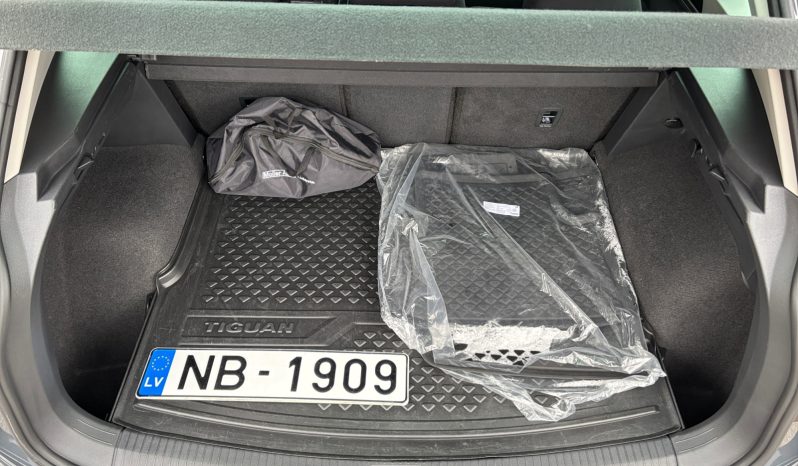 
								VW Tiguan 2.0 TSI Elegance DSG 4motion 2021.12 full									