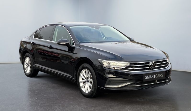 
								VW Passat Sedan 1.5 TSI 7pk DSG 2022.g. full									