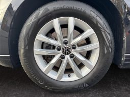 
										VW Passat Sedan 1.5 TSI 7pk DSG 2022.g. full									