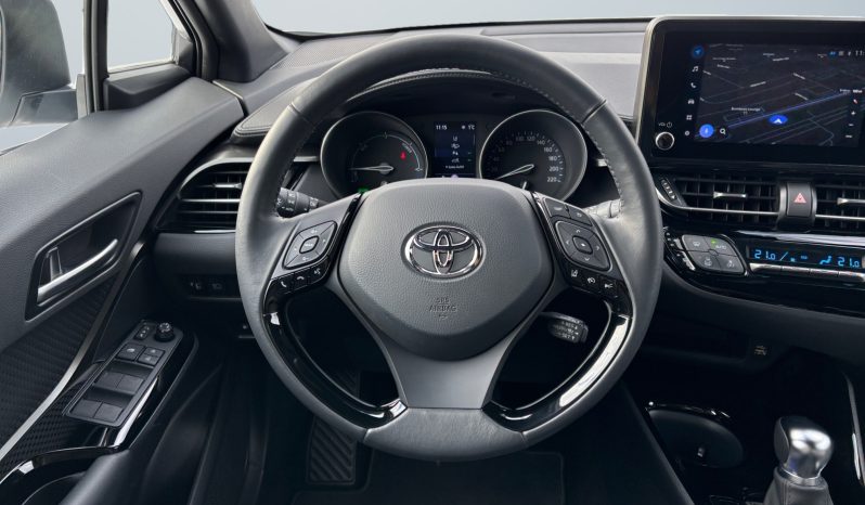 
								Toyota C-HR 2.0 hybrid Style 2022 full									