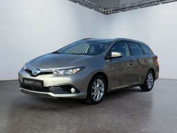 TOYOTA AURIS Touring Sports Hybrid