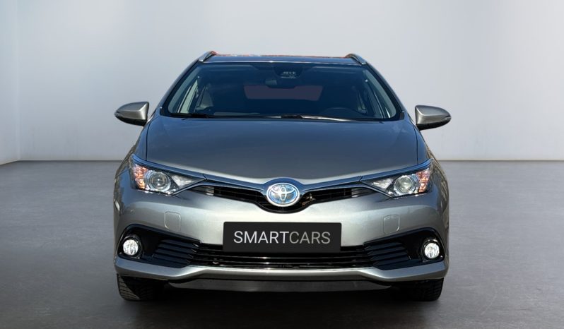 
								TOYOTA AURIS Touring Sports Hybrid full									