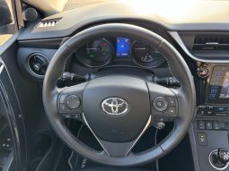 
										TOYOTA AURIS Touring Sports Hybrid full									