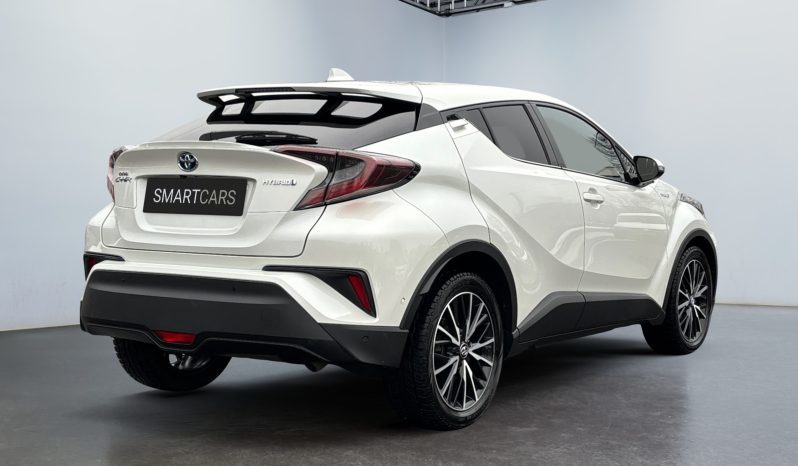 
								Toyota C-hr Hybrid Luxury 2018 full									