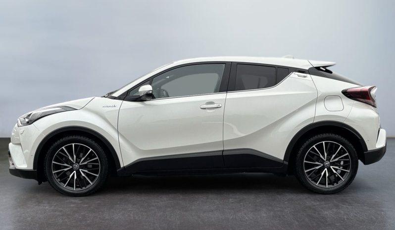 
								Toyota C-hr Hybrid Luxury 2018 full									