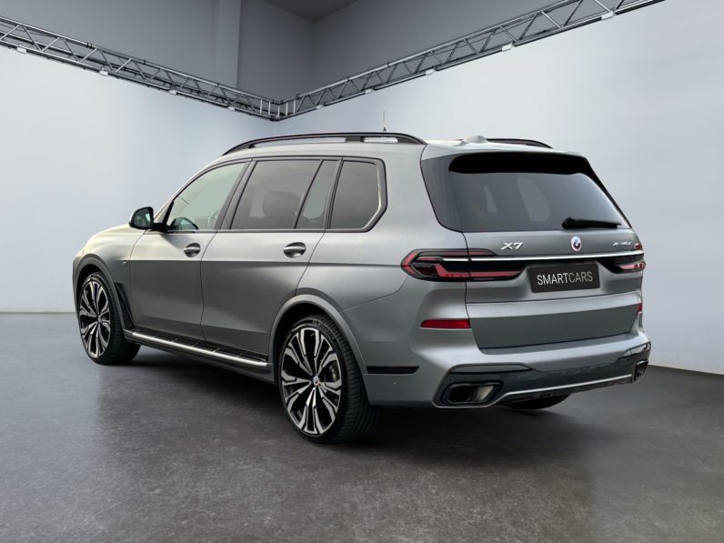 
								Bmw x7 xdrive 40d M Pack full									