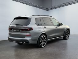 
										Bmw x7 xdrive 40d M Pack full									