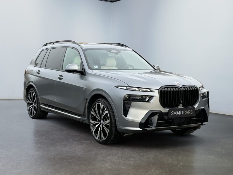 
								Bmw x7 xdrive 40d M Pack full									