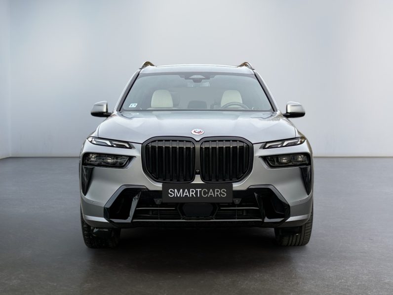 
								Bmw x7 xdrive 40d M Pack full									