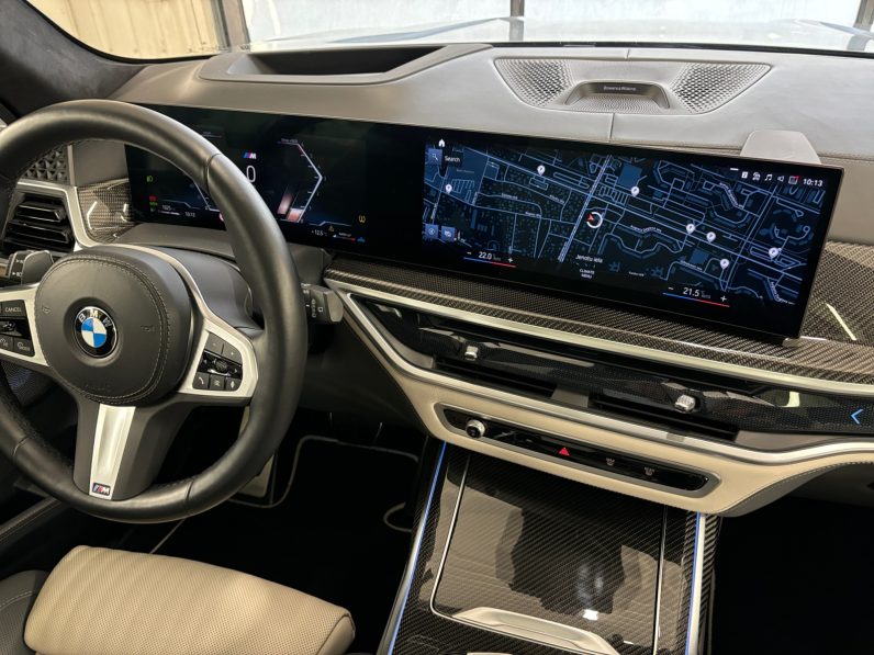 
								Bmw x7 xdrive 40d M Pack full									