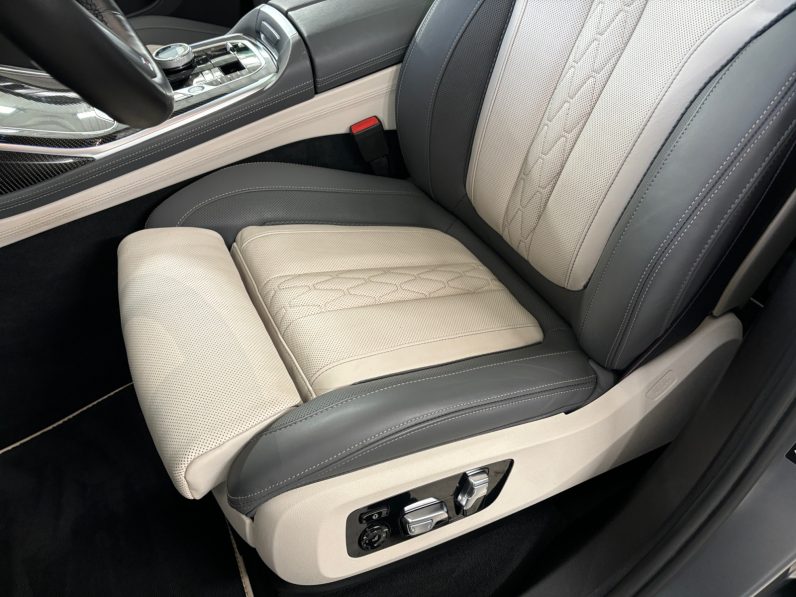 
								Bmw x7 xdrive 40d M Pack full									