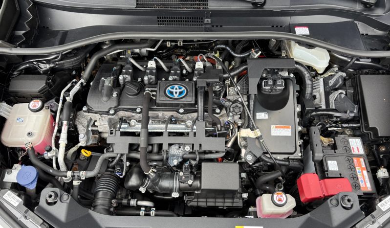 
								Toyota C-hr hybrid 2021 full									