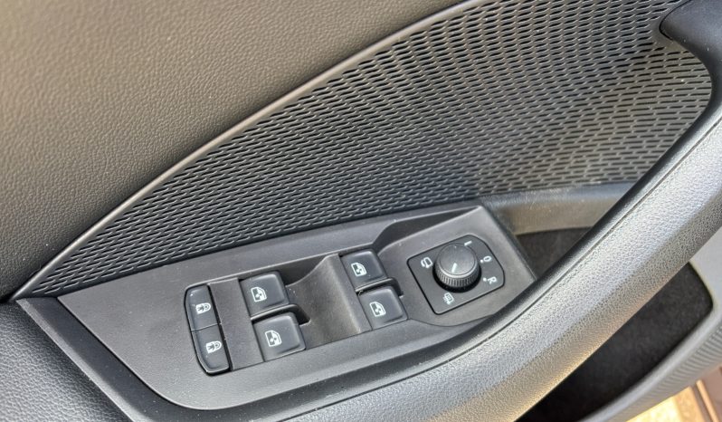 
								Octavia Combi Elegance 20Tdi 110Kw 7Dsg full									