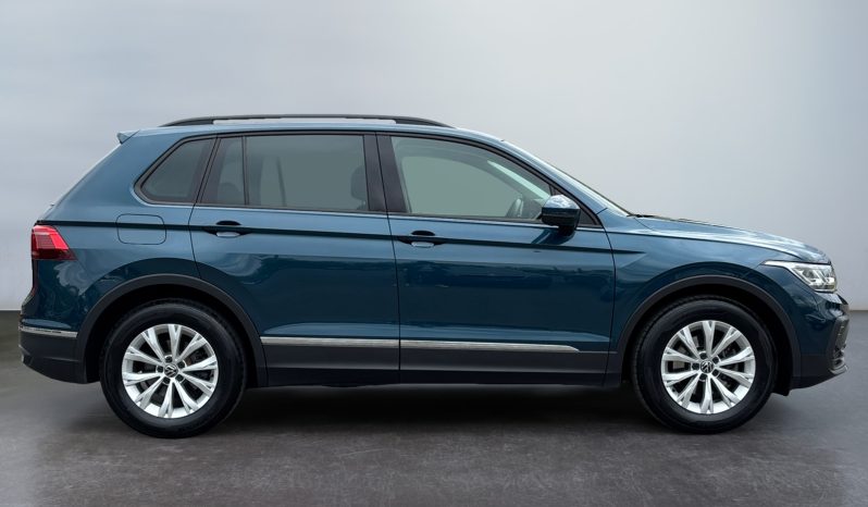 
								VW Tiguan 1.5 AT 2021 full									