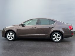 
										Škoda Octavia 1.6d MT 5 durvju hečbeks 2015 full									