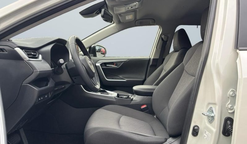 
								Toyota RAV4 2.0 AT 2019 full									