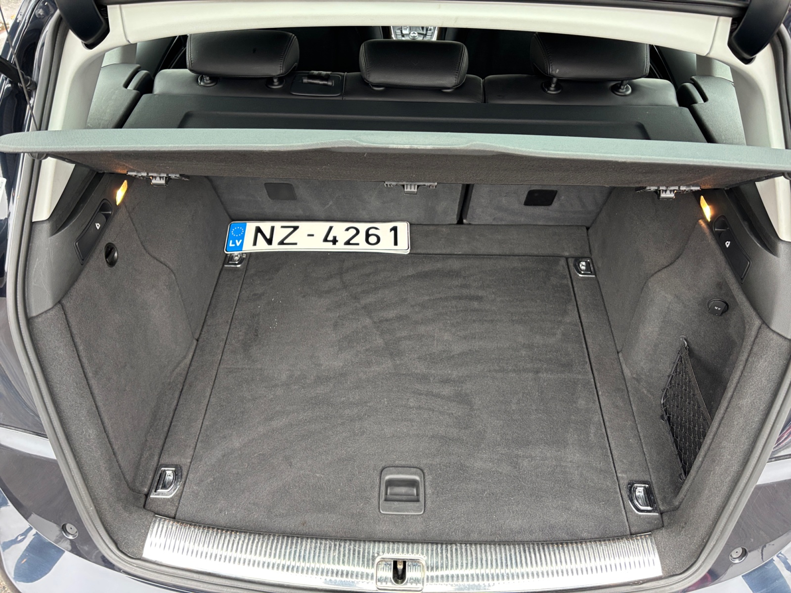 AUD5ZLPELEKSUATTR_21_feature-6