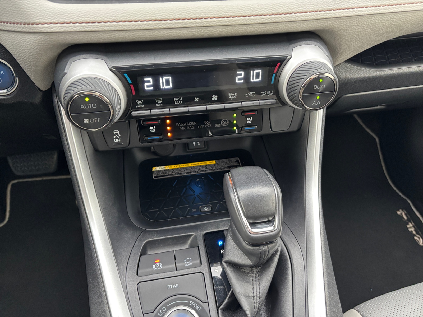 GLCKVBMBVNKNCJNVV_21_feature-6