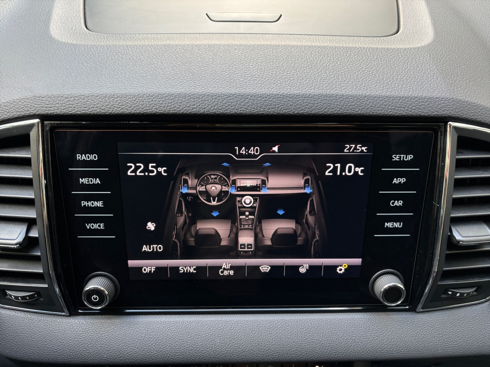 HDLBDLDBDBSKMSVVV_19_feature-4