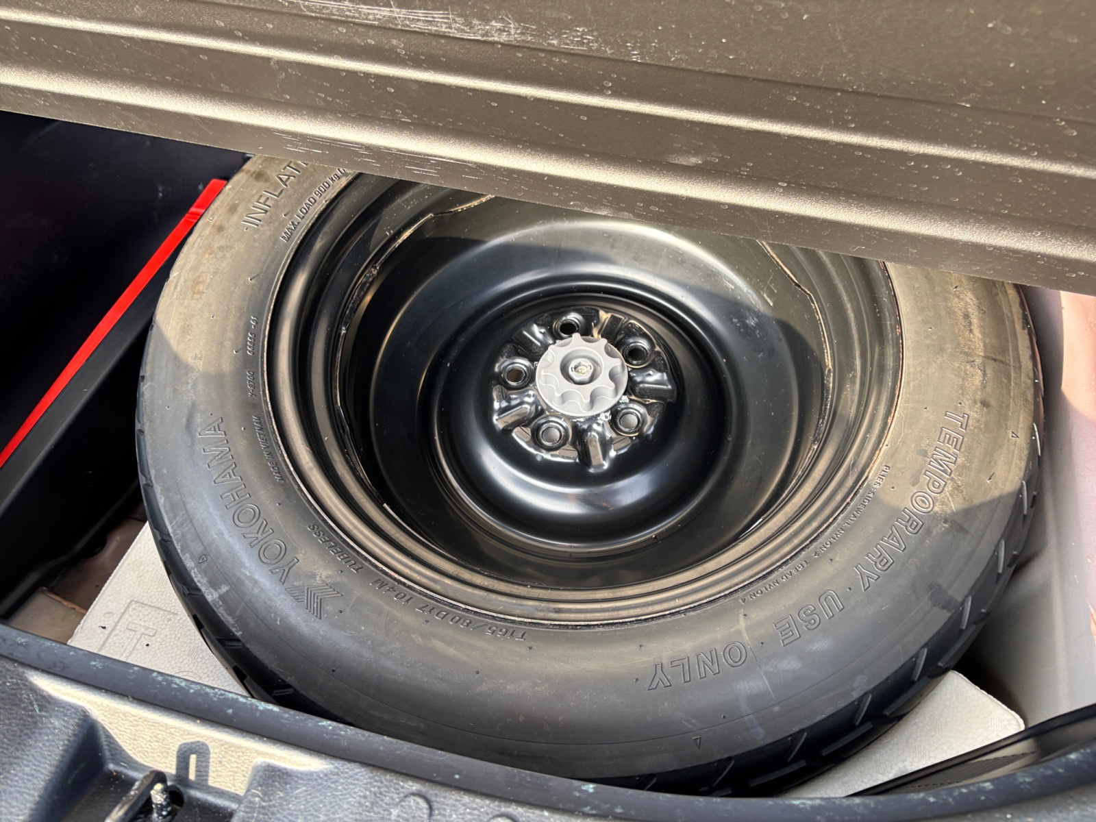 RAV4RESLDBDMBBJVV_19_feature-4