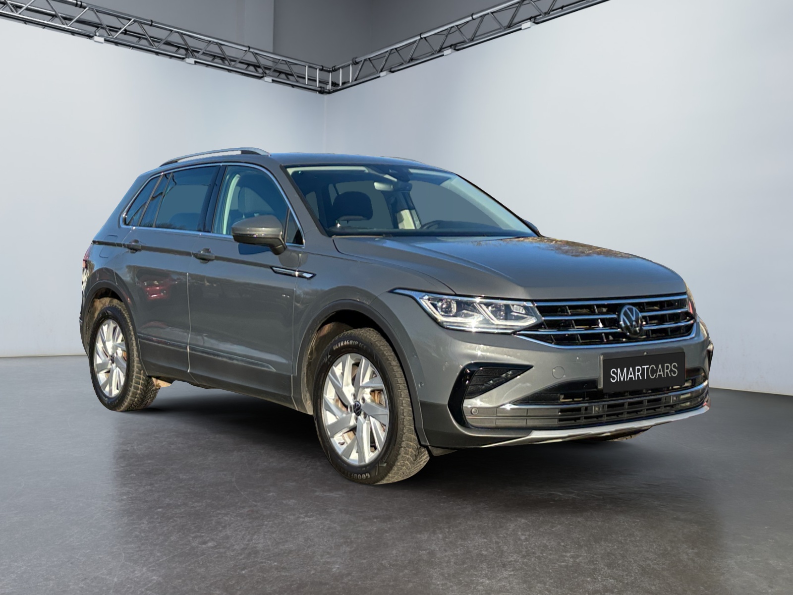 WVGZZZ5NZNW014872_06_front-right