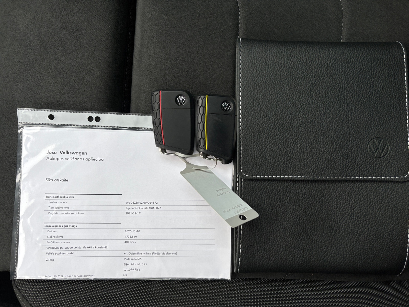 WVTGUAN2021GREY4M_31_feature-16