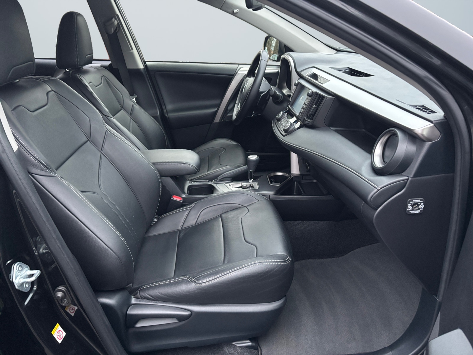 HSKDNDKDBDJDVVVHN_14_enter-codriver-driver