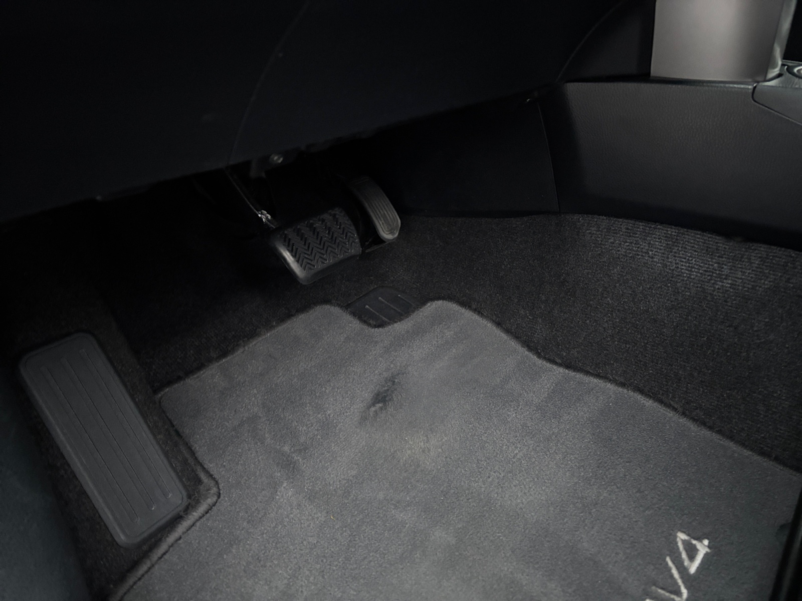 HSKDNDKDBDJDVVVHN_23_feature-8