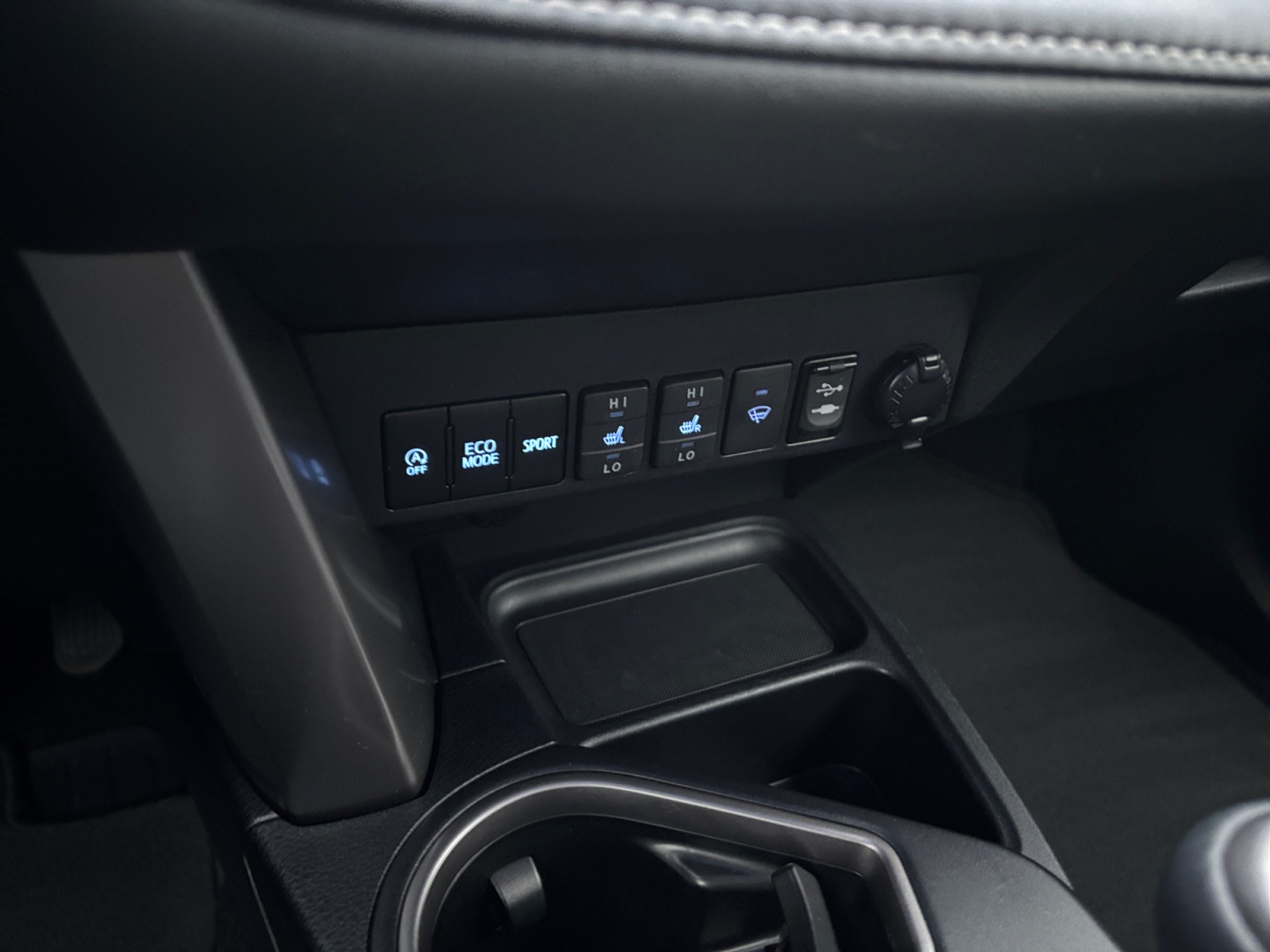 HSKDNDKDBDJDVVVHN_37_feature-22