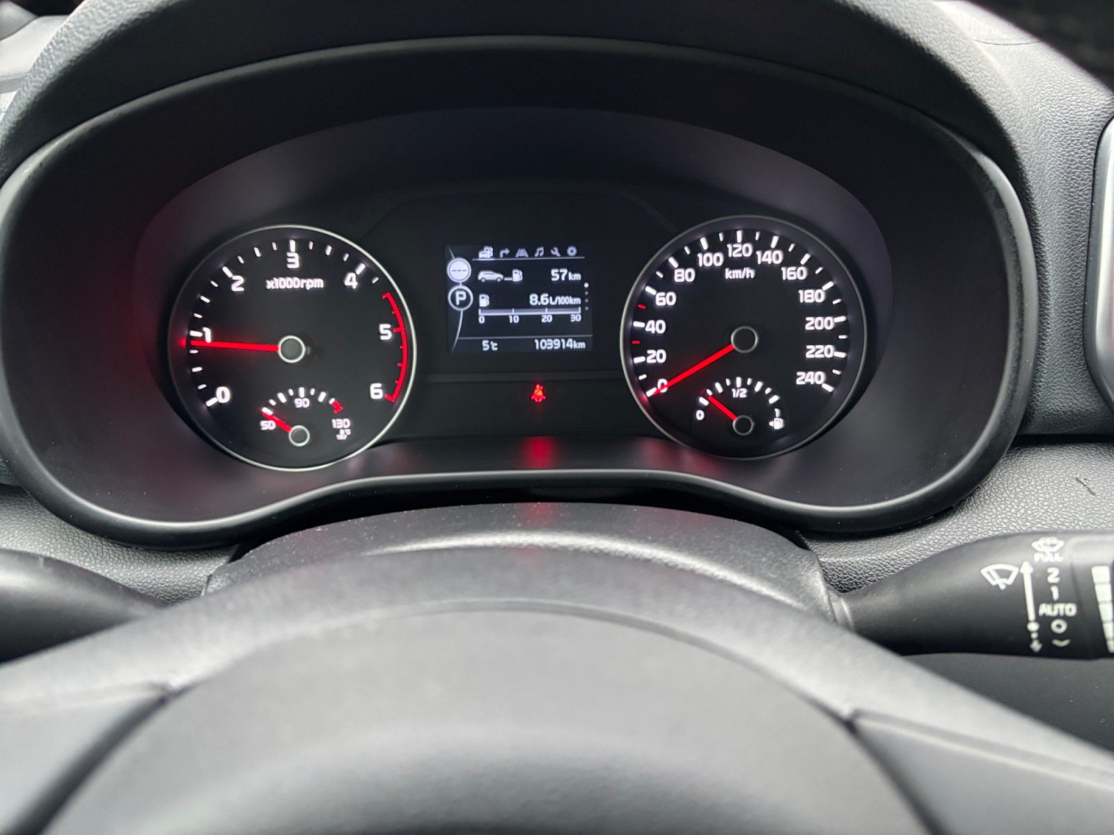 JSMDBDMDBNDVBBNVB_33_feature-18