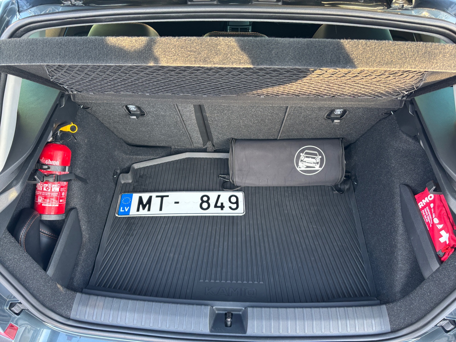 TMBGK9NW8M3038435_20_feature-5